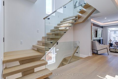Photo 9 at 594 Broadway Avenue, Leaside, Toronto