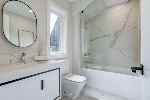Photo 20 at 594 Broadway Avenue, Leaside, Toronto