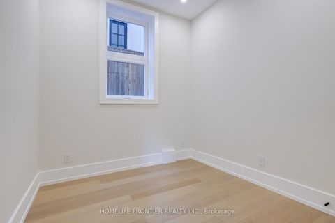 Photo 29 at 594 Broadway Avenue, Leaside, Toronto