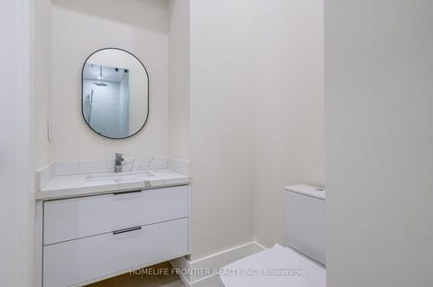 Photo 37 at 594 Broadway Avenue, Leaside, Toronto