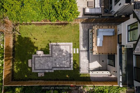 Photo 41 at 594 Broadway Avenue, Leaside, Toronto