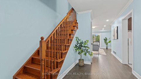 Photo 3 at 57 - 401 Sewells Road, Rouge E11, Toronto