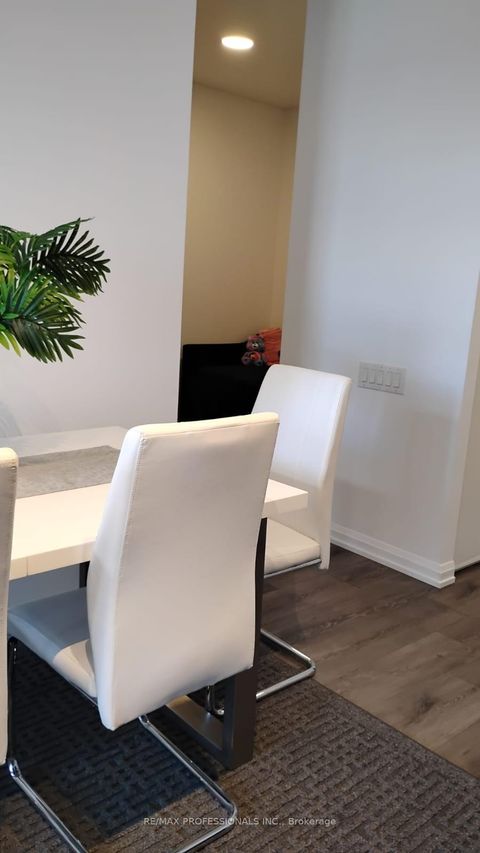 Photo 1 at 504 - 4208 Dundas Street W, Humber Valley, Toronto