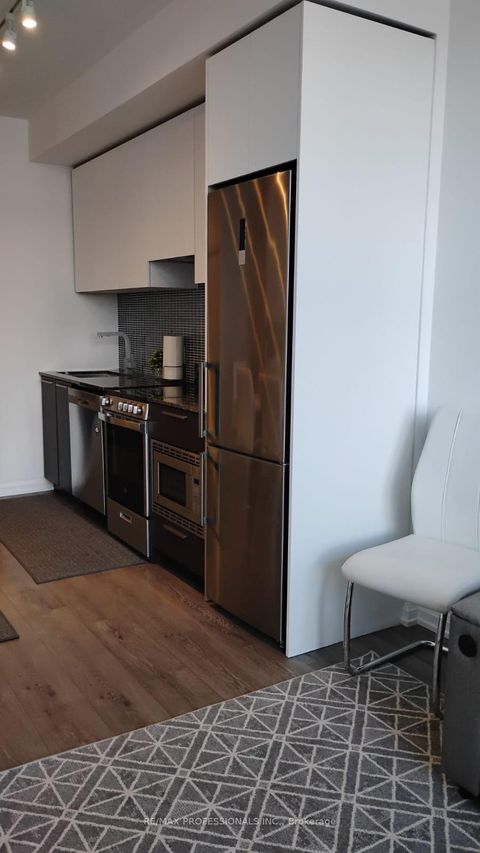 Photo 5 at 504 - 4208 Dundas Street W, Humber Valley, Toronto
