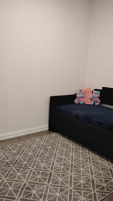 Photo 8 at 504 - 4208 Dundas Street W, Humber Valley, Toronto