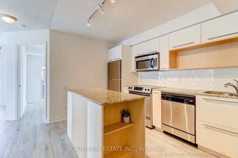 Photo 5 at 1705 - 21 Carlton Street, Yonge Corridor, Toronto Photo 5 at 1705 - 21 Carlton Street, Yonge Corridor, Toronto