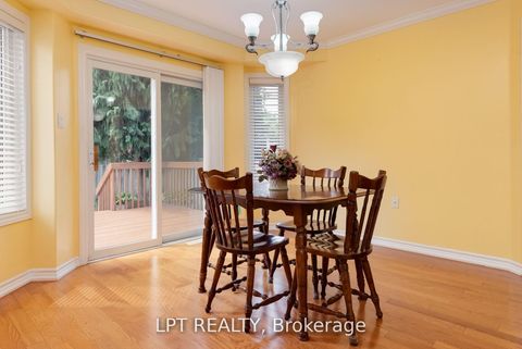 Photo 11 at 25 Dunnett Drive, Ardagh, Barrie