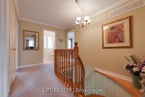 Photo 18 at 25 Dunnett Drive, Ardagh, Barrie