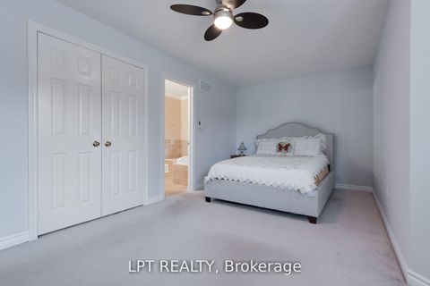 Photo 21 at 25 Dunnett Drive, Ardagh, Barrie