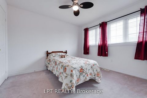 Photo 27 at 25 Dunnett Drive, Ardagh, Barrie