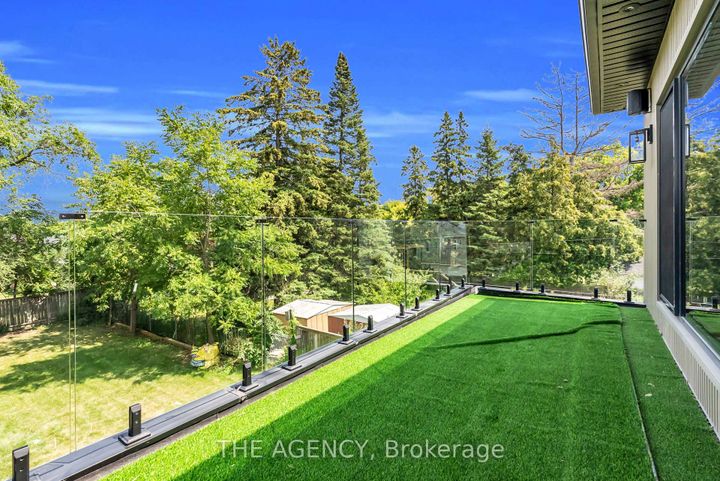 Photo 26 at 9 Earl Street, Streetsville, Mississauga