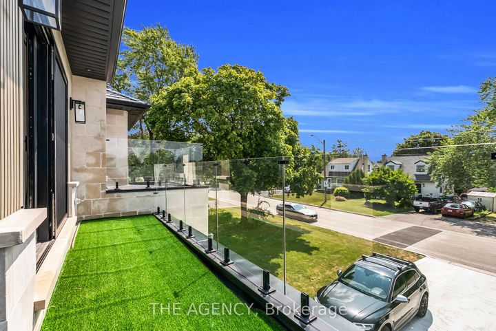 Photo 31 at 9 Earl Street, Streetsville, Mississauga