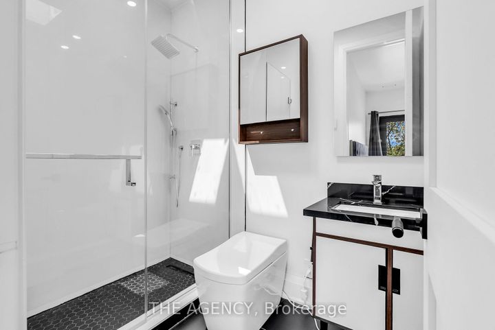 Photo 32 at 9 Earl Street, Streetsville, Mississauga