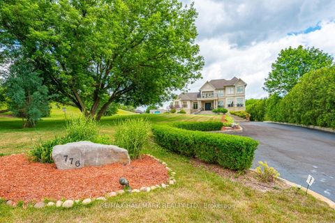 Photo 3 at 776 Woodland Acres Crescent, Rural Vaughan, Vaughan