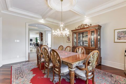 Photo 8 at 776 Woodland Acres Crescent, Rural Vaughan, Vaughan