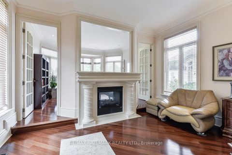Photo 23 at 776 Woodland Acres Crescent, Rural Vaughan, Vaughan