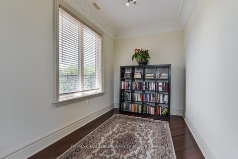 Photo 36 at 776 Woodland Acres Crescent, Rural Vaughan, Vaughan