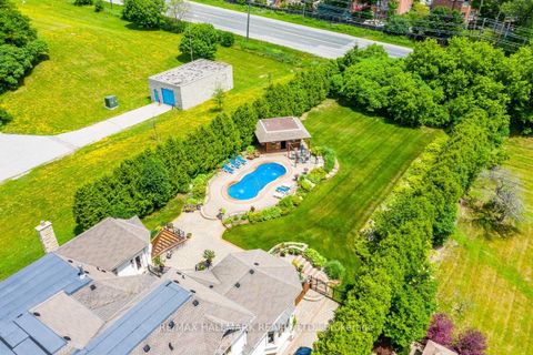 Photo 40 at 776 Woodland Acres Crescent, Rural Vaughan, Vaughan