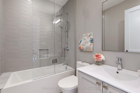 Photo 34 at 46 Elmsthorpe Avenue, Forest Hill South, Toronto