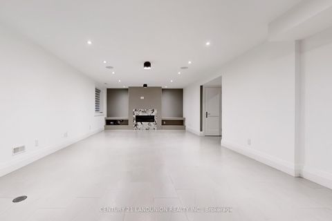 Photo 36 at 46 Elmsthorpe Avenue, Forest Hill South, Toronto