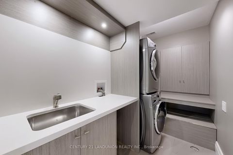 Photo 42 at 46 Elmsthorpe Avenue, Forest Hill South, Toronto