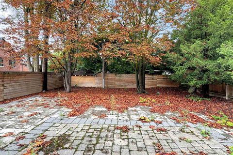 Photo 44 at 46 Elmsthorpe Avenue, Forest Hill South, Toronto