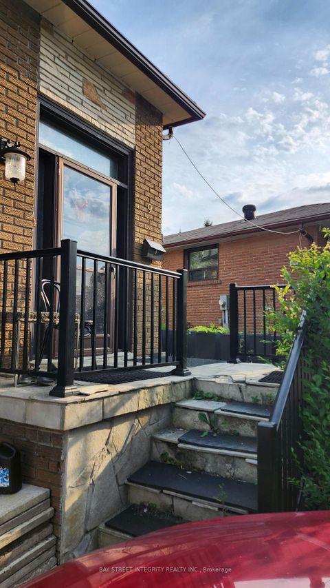 Photo 2 at 9 Mentor Boulevard, Hillcrest Village, Toronto