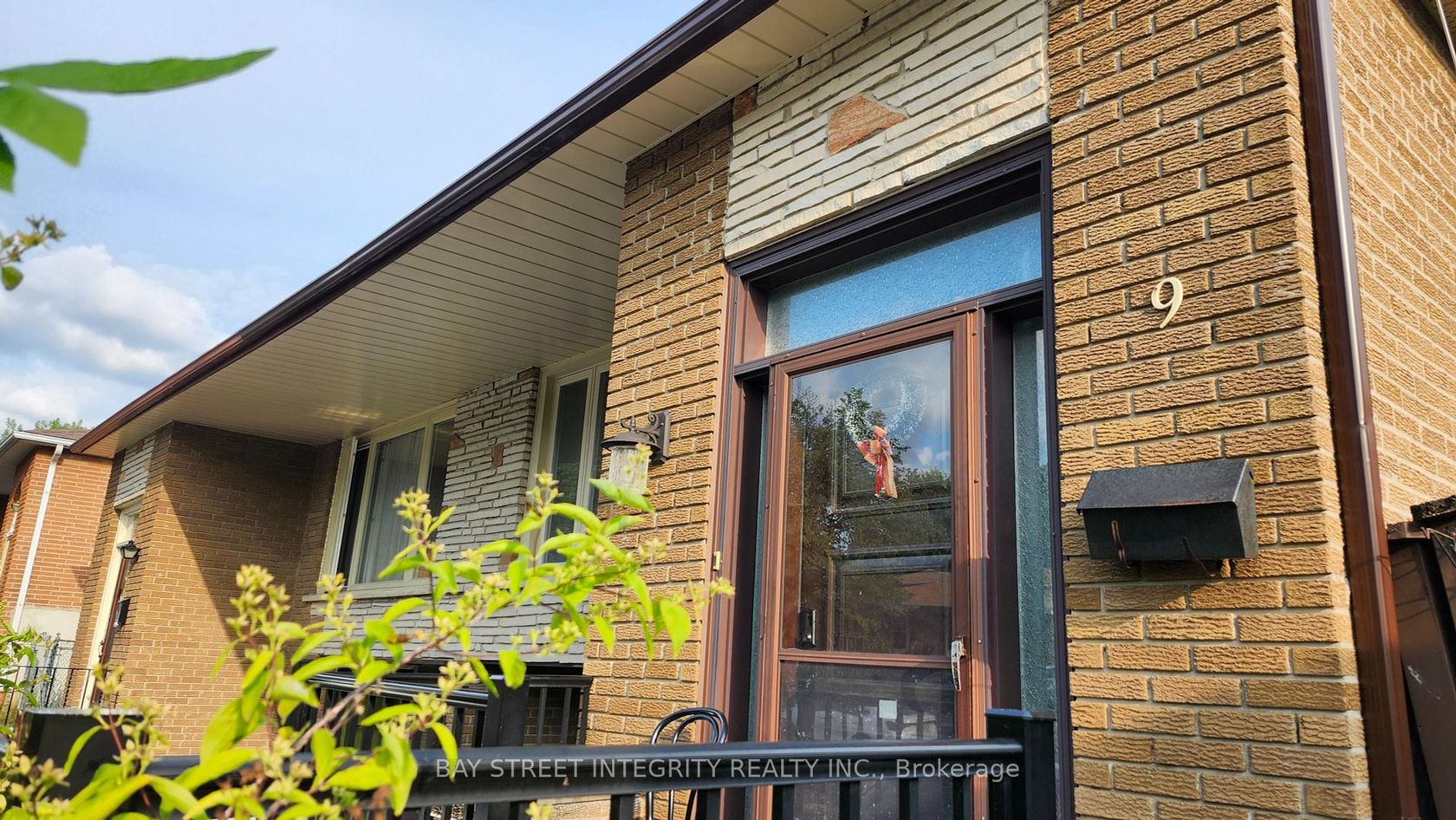 9 Mentor Boulevard, Hillcrest Village, Toronto 