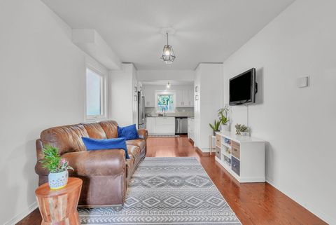 Photo 7 at 195 Billings Crescent, London, Newmarket