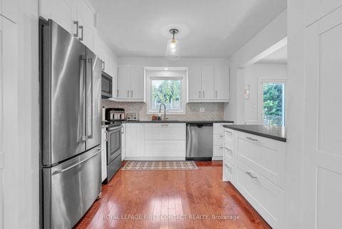 Photo 9 at 195 Billings Crescent, London, Newmarket