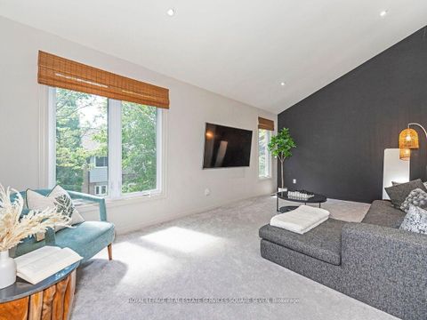 Photo 11 at 234 Sewell Drive, CP College Park, Oakville