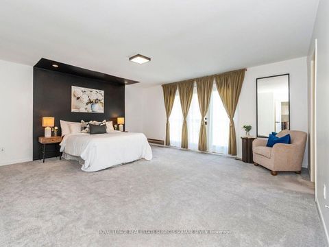 Photo 14 at 234 Sewell Drive, CP College Park, Oakville