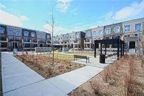 Photo 6 at 120 - 2441 Greenwich Drive, WM Westmount, Oakville