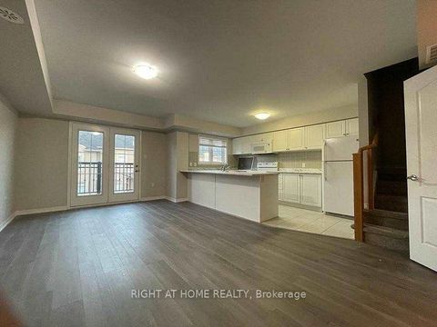 Photo 10 at 120 - 2441 Greenwich Drive, WM Westmount, Oakville