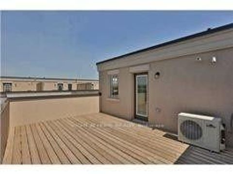 Photo 14 at 120 - 2441 Greenwich Drive, WM Westmount, Oakville