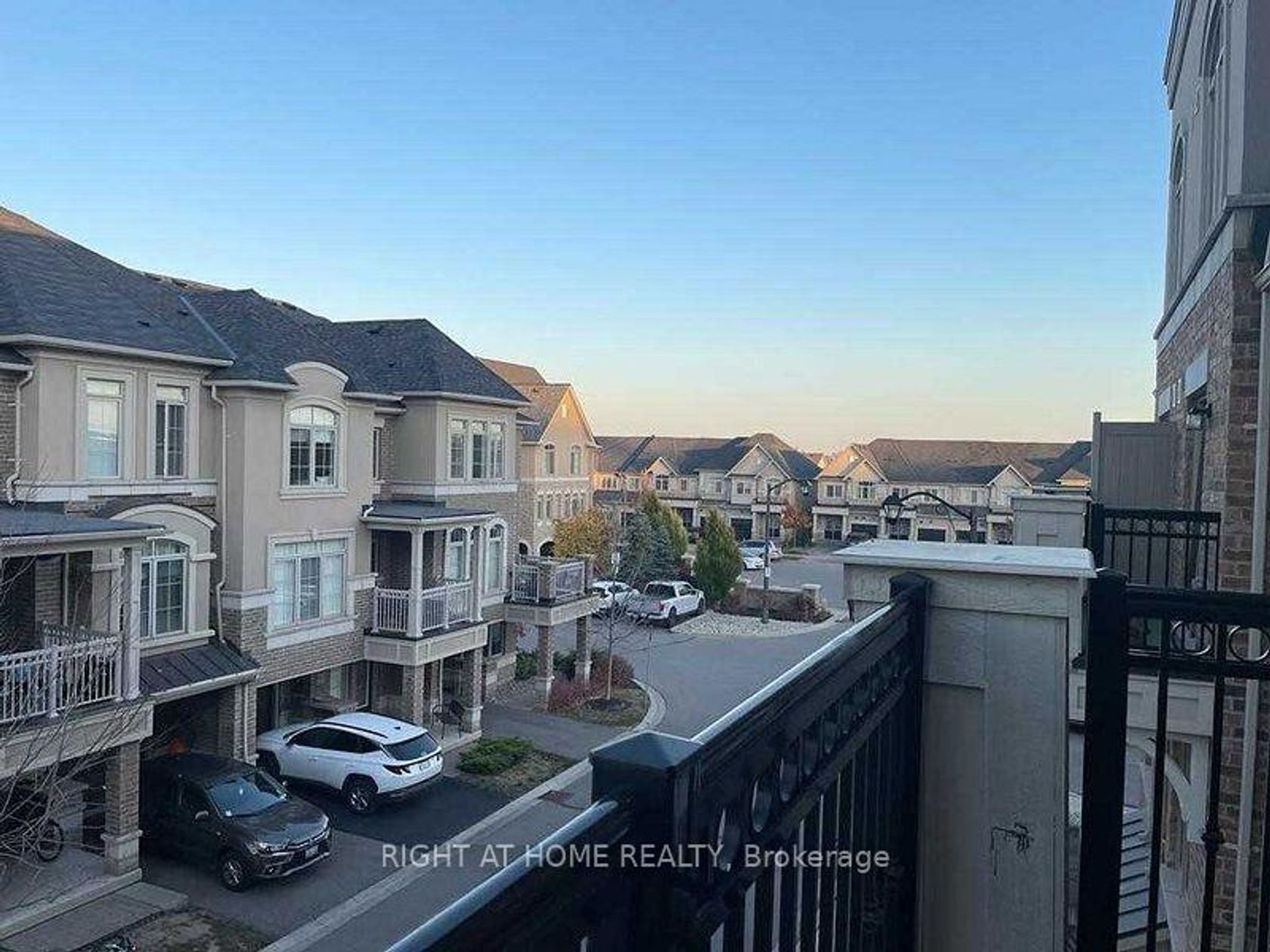 120 - 2441 Greenwich Drive, WM Westmount, Oakville 