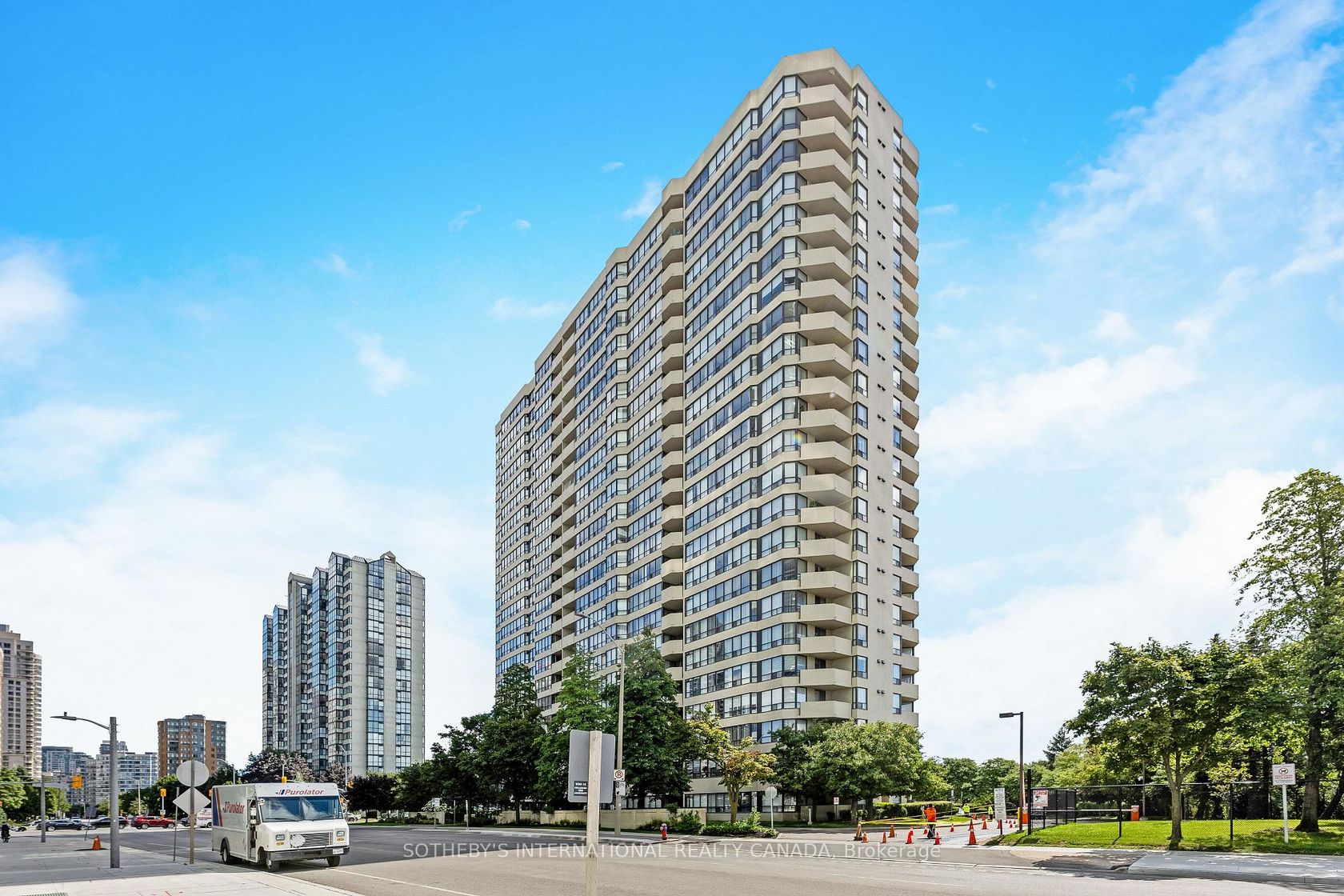 103 - 400 webb Drive, City Centre, Mississauga 