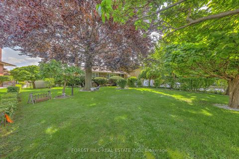 Photo 2 at 89 Portage Avenue, Pelmo Park W4, Toronto