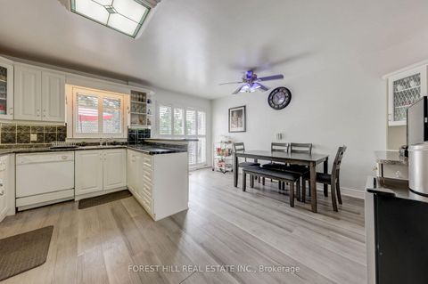 Photo 10 at 89 Portage Avenue, Pelmo Park W4, Toronto