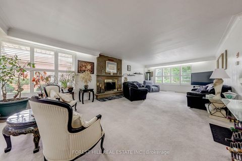 Photo 16 at 89 Portage Avenue, Pelmo Park W4, Toronto