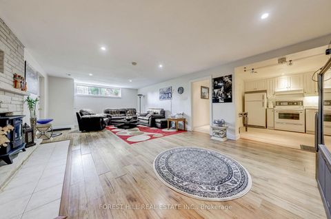 Photo 34 at 89 Portage Avenue, Pelmo Park W4, Toronto