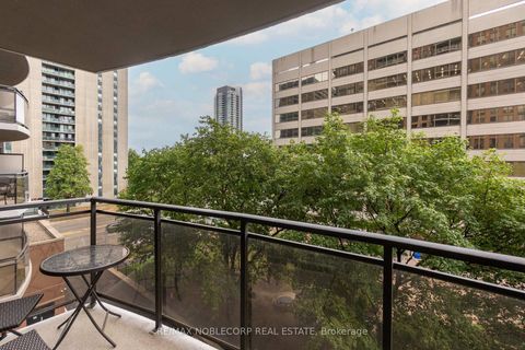 Photo 3 at 500 - 33 Sheppard Avenue E, Willowdale East, Toronto