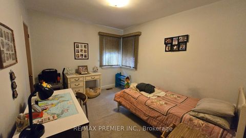 Photo 3 at 23 Canton Avenue, CFB, Toronto
