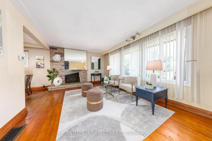 Photo 6 at 3028 Eva Drive, Roseland, Burlington