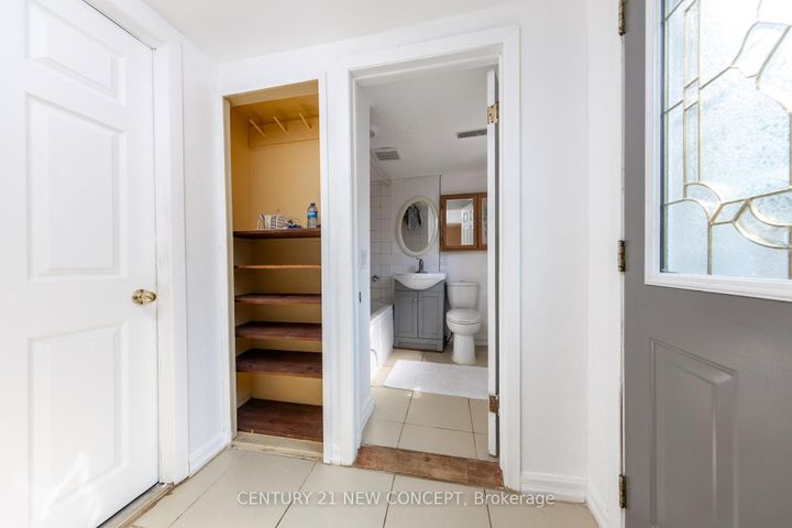 Photo 27 at 3028 Eva Drive, Roseland, Burlington