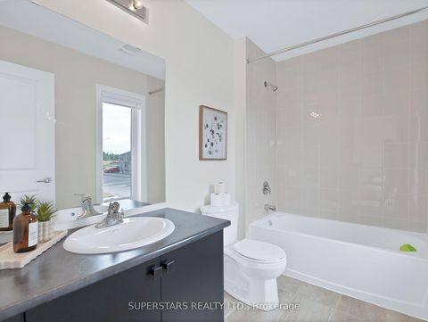 Photo 27 at 142 Terry Fox Drive, Rural Barrie Southeast, Barrie