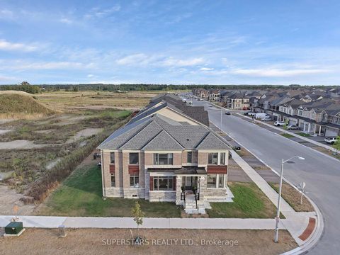 Photo 36 at 142 Terry Fox Drive, Rural Barrie Southeast, Barrie