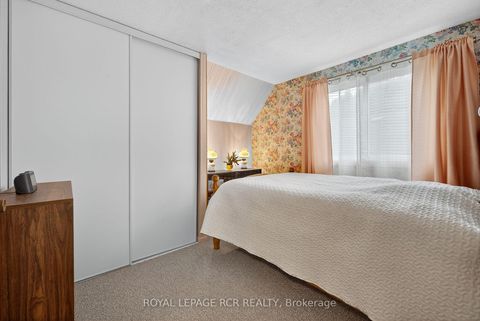Photo 21 at 856 Magnolia Avenue, Leslie Valley, Newmarket