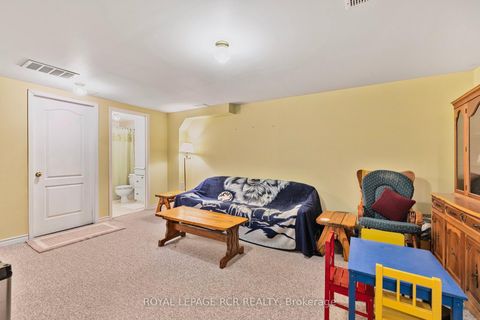 Photo 32 at 856 Magnolia Avenue, Leslie Valley, Newmarket