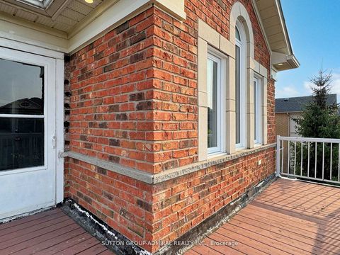 Photo 28 at 27 Chipmunk Trail, Vellore Village, Vaughan
